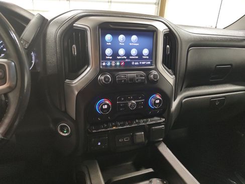 Used 2020 Chevrolet Silverado 1500 RST AWD/4WD image 7