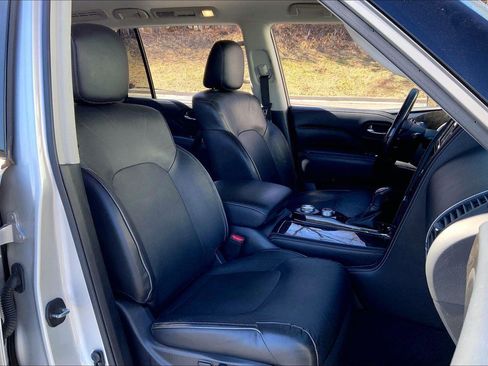 Used 2021 INFINITI QX80 Luxe image 7