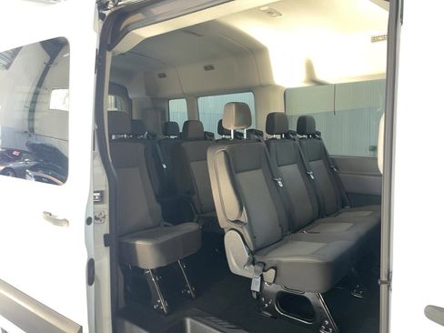 Used 2023 Ford Transit 350 XLT RWD image 5