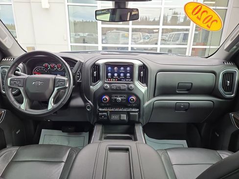 Used 2020 Chevrolet Silverado 1500 LT Trail Boss image 18