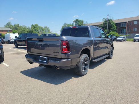 New 2026 RAM 1500 Express AWD/4WD image 4