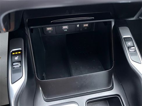 Used 2024 Kia Sorento EX image 36