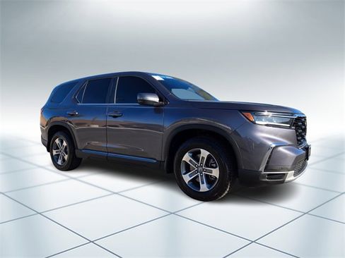 Certified 2023 Honda Pilot EX-L image 2