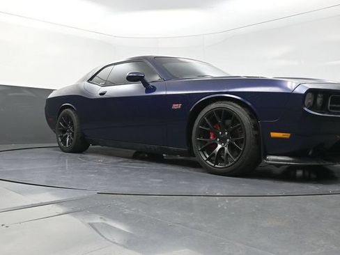 Used 2014 Dodge Challenger SRT8 RWD image 28