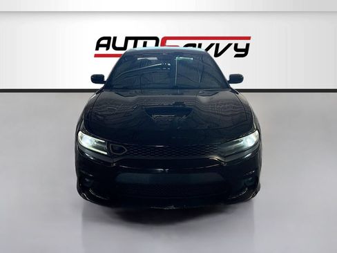 Used 2018 Dodge Charger R/T RWD image 2