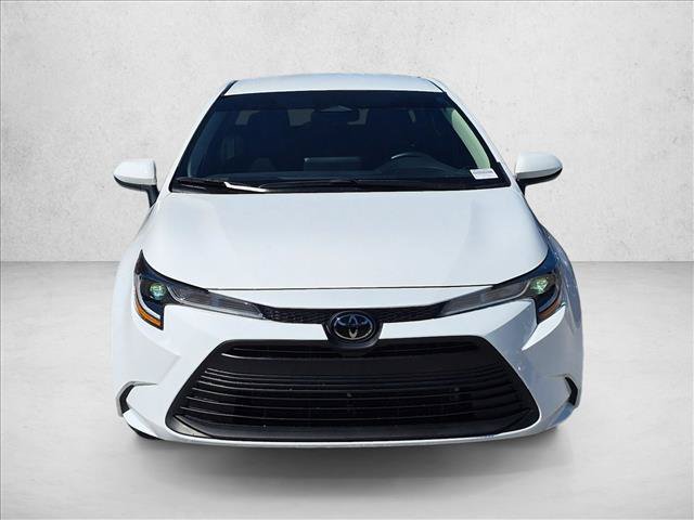 Used 2025 Toyota Corolla LE FWD image 2