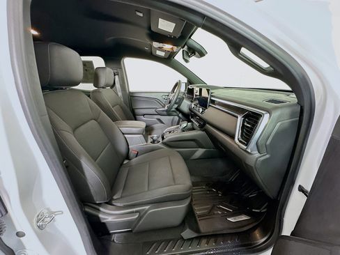 Used 2023 GMC Canyon Elevation w/ Convenience Package image 32