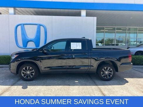 Used 2025 Honda Ridgeline Sport image 5