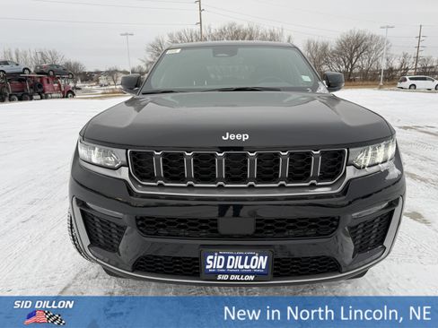 New 2026 Jeep Grand Cherokee Limited image 3