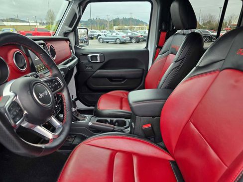 Used 2023 Jeep Wrangler Unlimited Rubicon 392 image 21