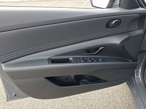New 2026 Hyundai Elantra SEL Sport Premium FWD image 9