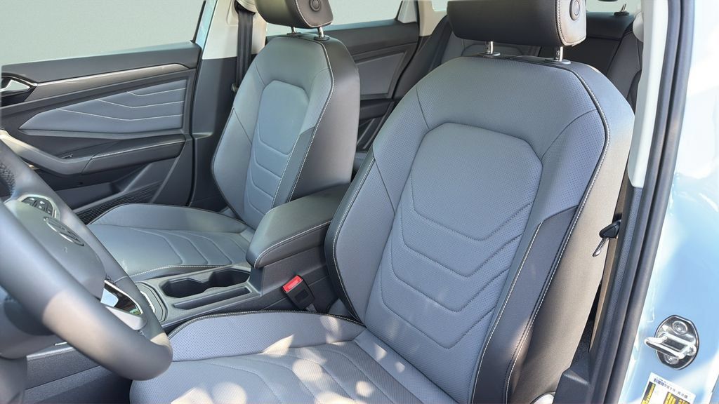 New 2026 Volkswagen Jetta SEL FWD image 27