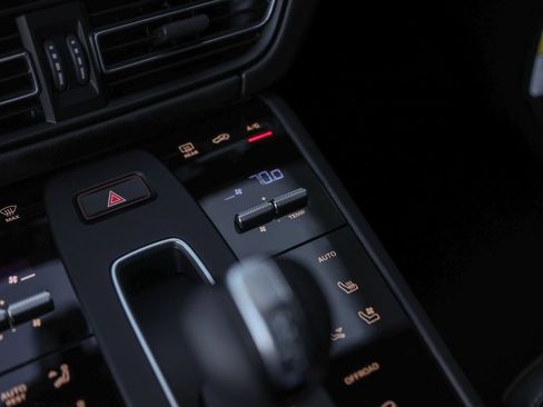 New 2026 Porsche Macan S image 27