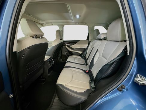 Used 2023 Subaru Forester Limited AWD/4WD image 30