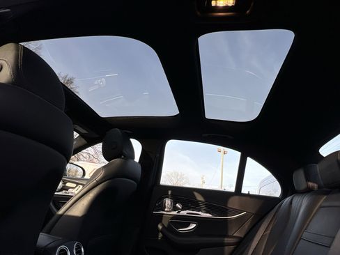 Used 2021 Mercedes-Benz E 350 4MATIC Sedan w/ Premium Package image 22