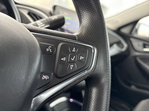 Used 2024 Chevrolet Malibu LT FWD image 17