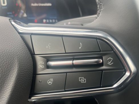 New 2026 Chevrolet Equinox LT w/ Convenience Package II FWD image 18