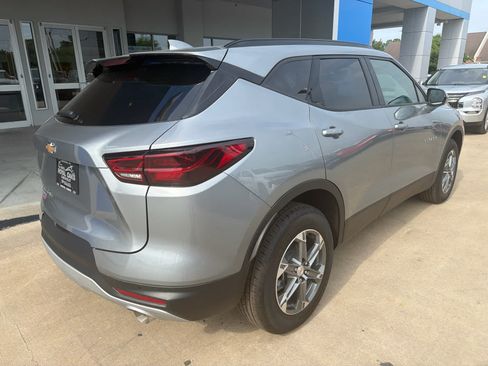 New 2026 Chevrolet Blazer LT w/ Convenience Package AWD/4WD image 7