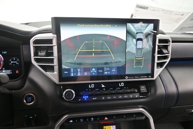 Used 2022 Toyota Tundra Platinum AWD/4WD image 32