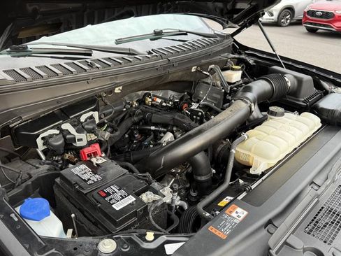 Used 2024 Ford Expedition XLT RWD image 27