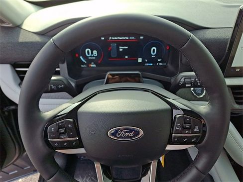 New 2026 Ford Explorer Platinum w/ LUX Leather Package image 15