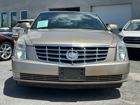 Used 2006 Cadillac DTS w/ Trunk Convenience Package image 7