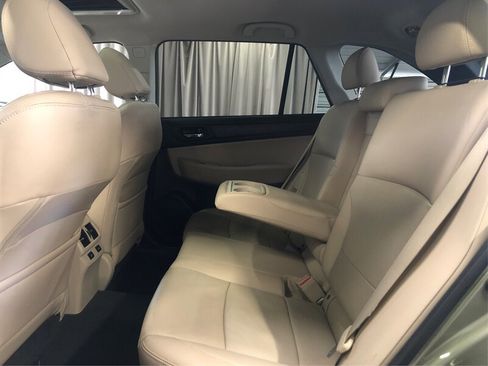 Used 2016 Subaru Outback 2.5i Limited image 10
