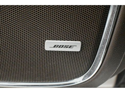 Used 2019 Chevrolet Suburban Premier image 36