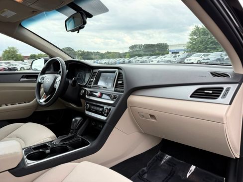 Used 2018 Hyundai Sonata SEL FWD image 22