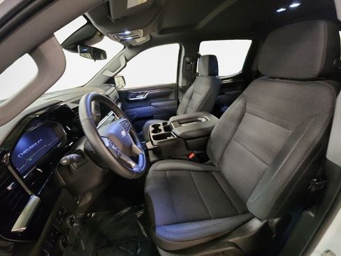 Certified 2025 Chevrolet Silverado 1500 LT AWD/4WD image 8