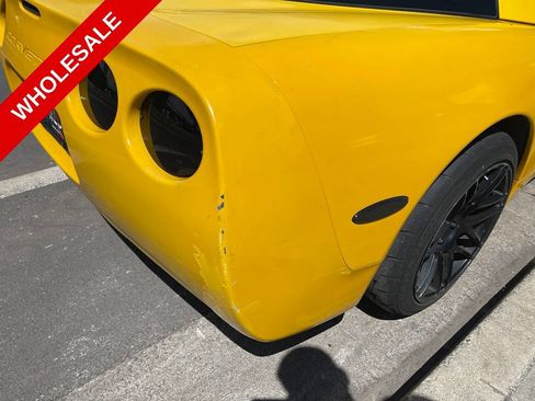Used 2003 Chevrolet Corvette Coupe RWD image 9