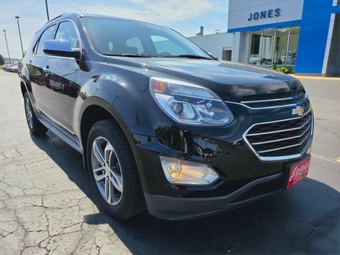 Used 2017 Chevrolet Equinox Premier w/ Enhanced Convenience Package AWD/4WD image 7