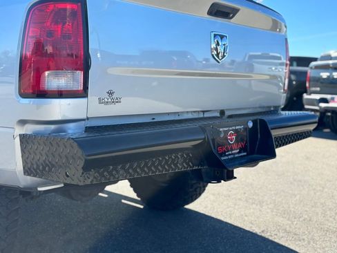 Used 2018 RAM 2500 Tradesman w/ Chrome Appearance Group image 4