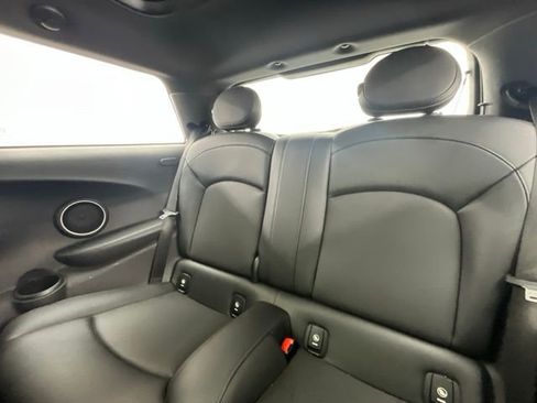 Used 2014 MINI Cooper S image 6