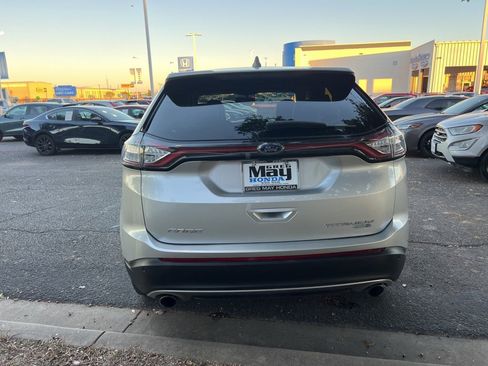 Used 2017 Ford Edge Titanium image 6