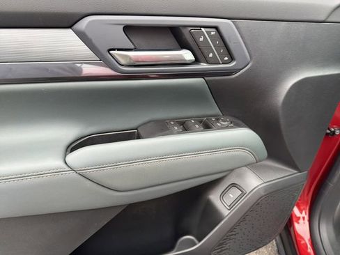 New 2026 GMC Terrain AT4 w/ Convenience Package III AWD/4WD image 16