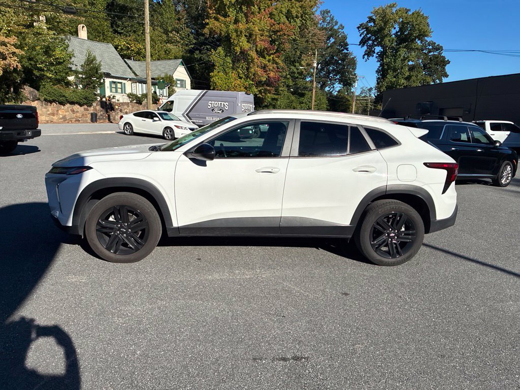 Used 2024 Chevrolet Trax ACTIV w/ Driver Confidence Package FWD image 7