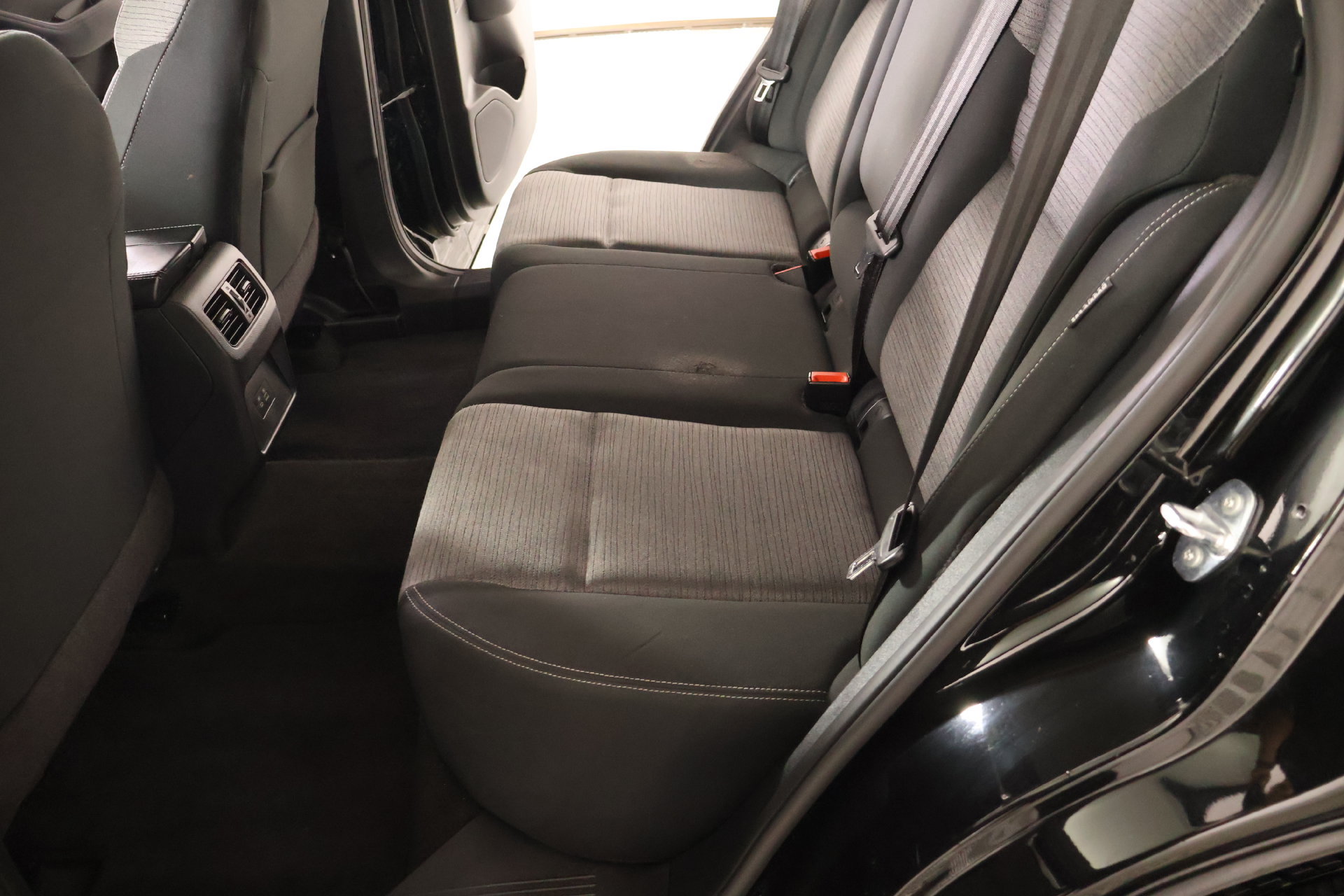 Used 2023 Nissan Rogue SV FWD image 11