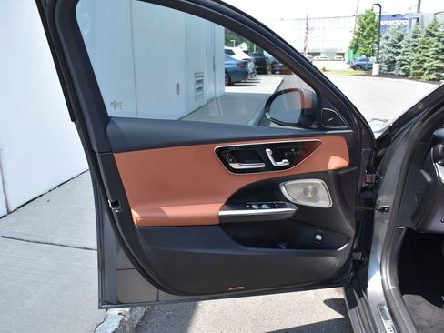 Used 2024 Mercedes-Benz C 300 4MATIC Sedan image 14