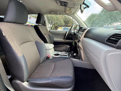 Used 2011 Toyota 4Runner SR5 AWD/4WD image 17