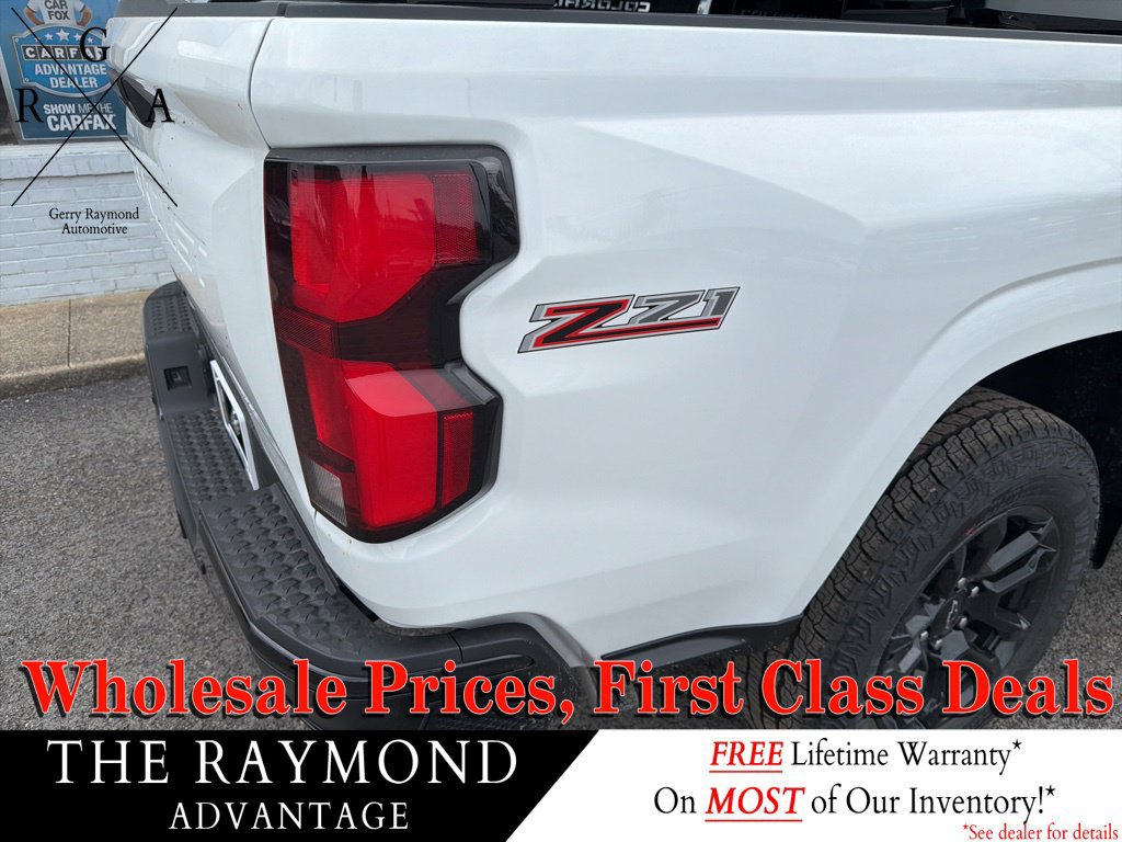 New 2026 Chevrolet Colorado Z71 w/ Midnight Edition AWD/4WD image 6