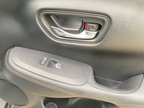 Used 2024 Honda HR-V Sport image 12