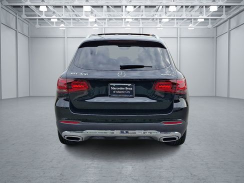 Used 2022 Mercedes-Benz GLC 300 4MATIC image 5