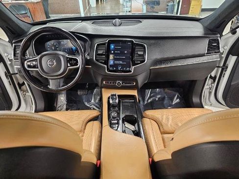 Used 2021 Volvo XC90 T8 Inscription w/ Protection Package Premier AWD/4WD image 9