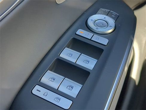 New 2026 Genesis GV70 2.5T Advanced image 23