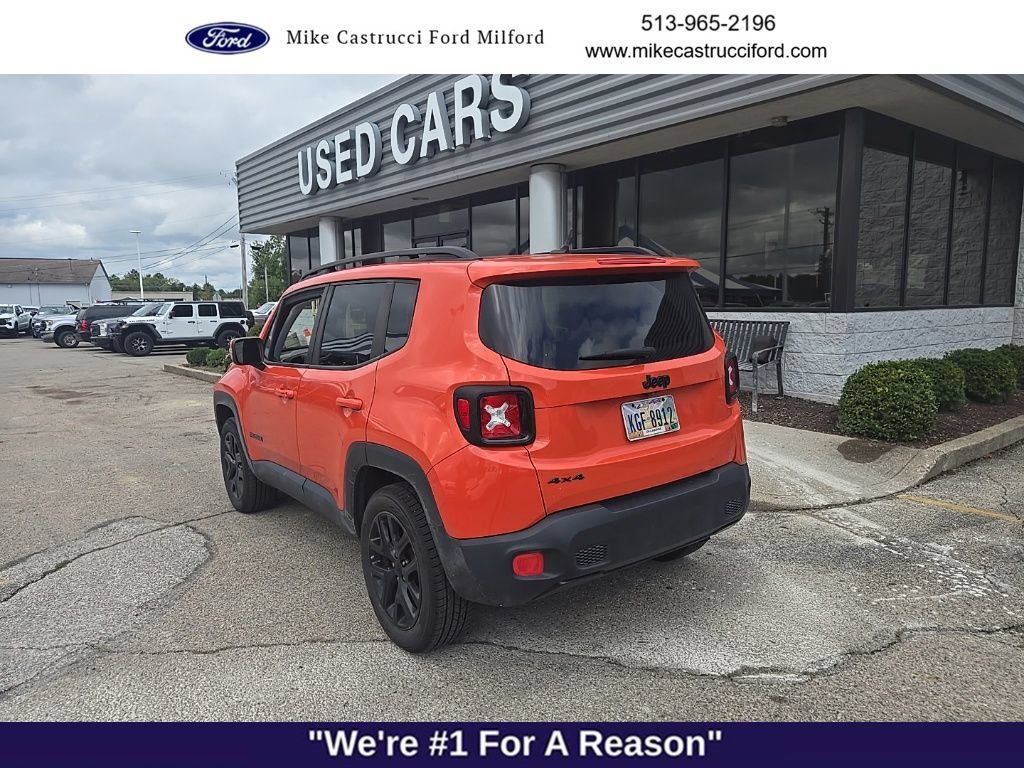 Used 2017 Jeep Renegade Altitude AWD/4WD image 4