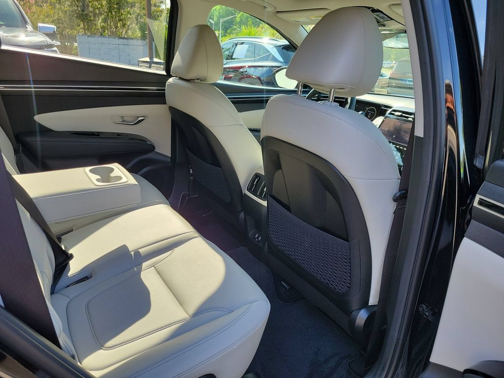 Used 2022 Hyundai Tucson Limited FWD image 21