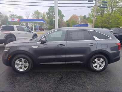 Used 2023 Kia Sorento LX