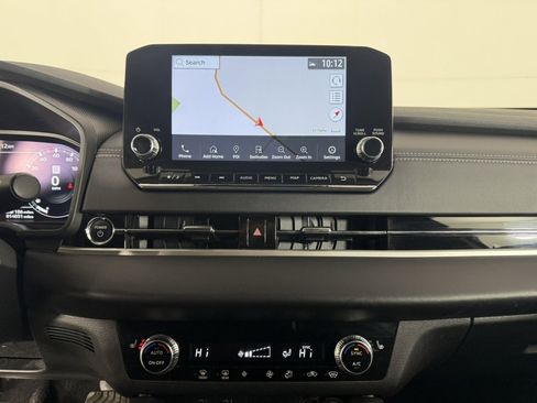 Used 2024 Mitsubishi Outlander SEL image 20