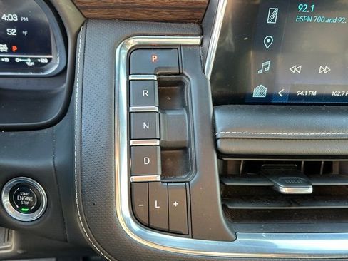 Used 2023 Chevrolet Suburban Premier AWD/4WD image 32